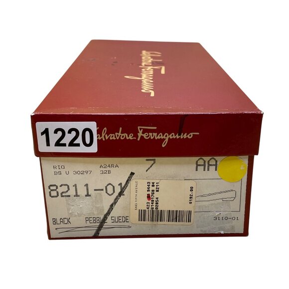 Salvatore Ferragamo Women’s Black Pebble Suede patented Cap Toe Dress Shoes Sz 7 - Picture 9 of 9